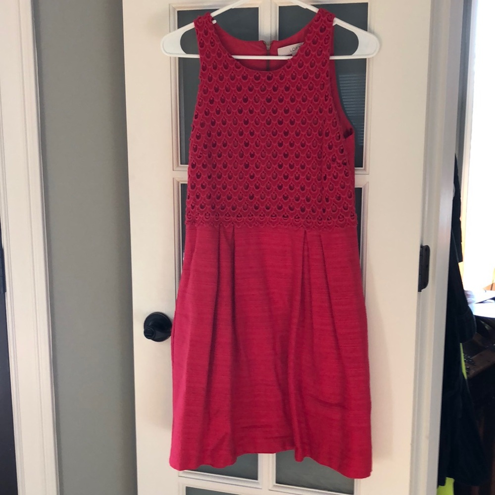 Red sleeveless dress